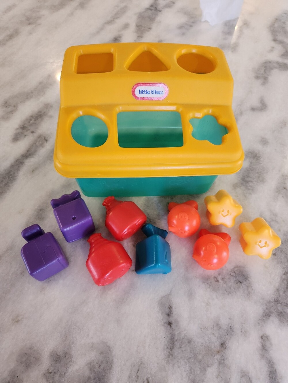 Little Tikes - Vintage 90's Plastic Fish Shape Sorter